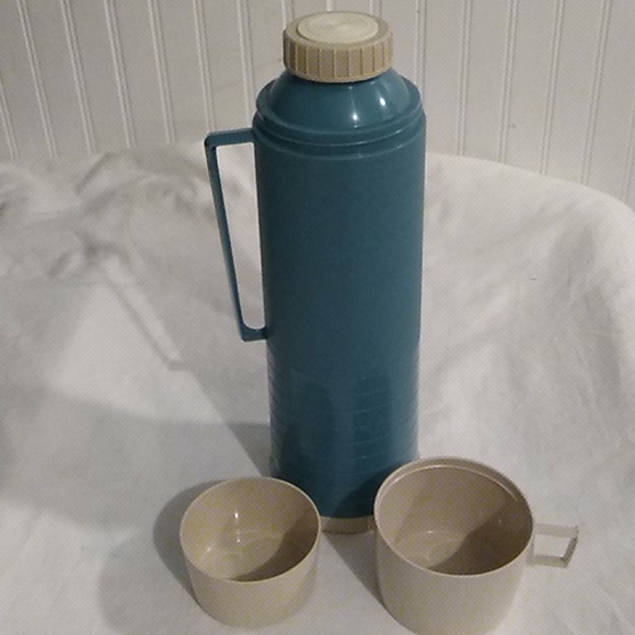SALE Bundle Of New Beverage Warmer & GUC Thermos - Picture 10 of 13